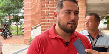 Alcaldía cruceña continúa por segundo día consecutivo los trabajos de mantenimiento en infraestructuras educativas